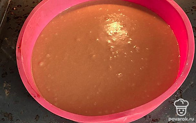 В духовку на 45 минут в 180 градусов.