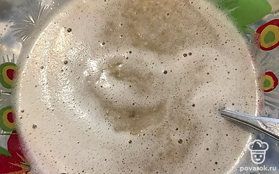 Добавляем стакан воды комнатной температуры.