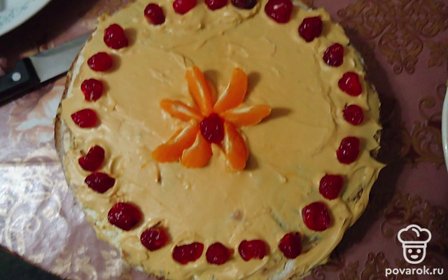 Бисквитный торт с кремом из вареной сгущенка — Рецепт с фото