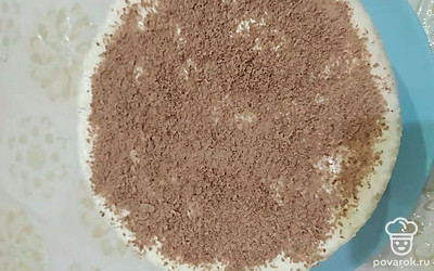 Вынуть из формы, выложить на блюдо.