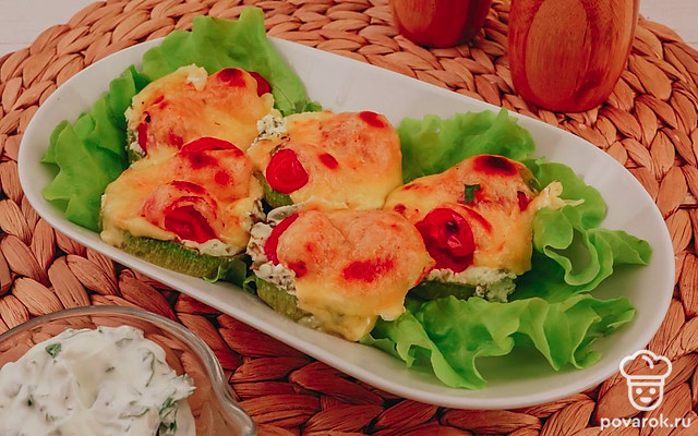 Мини-пицца из цукини — Рецепт с фото