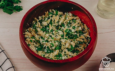 Смешайте ингредиенты до однородности.