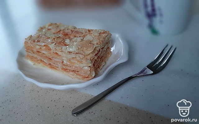 Торт «Наполеон» с тонкими хрустящими коржами — Рецепт с фото