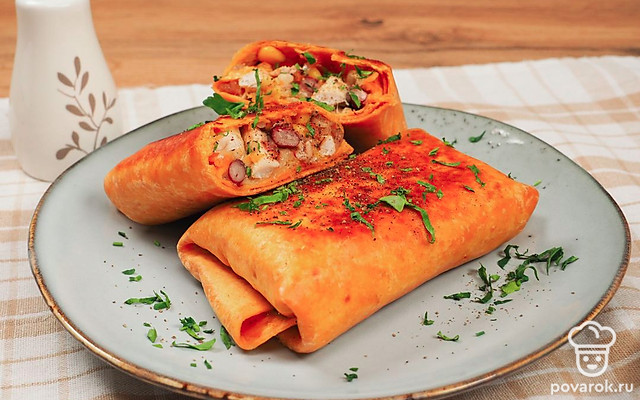 Поджаренный во фритюре буррито — Рецепт с фото