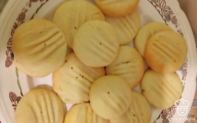 Быстрое печенье со сгущенным молоком — Рецепт с фото