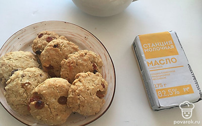 Подавать печенье с молоком, чаем, кофе или какао.