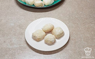 Печенье подавайте к чаю или кофе. Приятного аппетита!