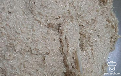 Получается плотноватое тесто.