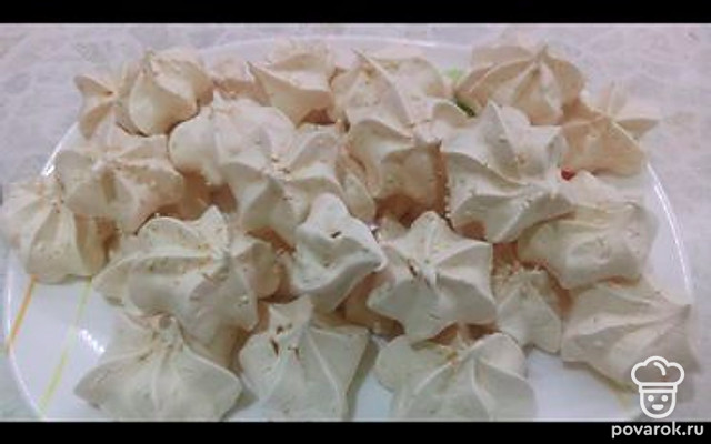 Кунжутное меренговое печенье — Рецепт с фото