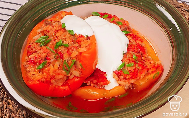 Фаршированные перцы в мультиварке — Рецепт с фото
