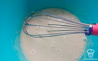 Взбиваем венчиком.