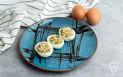 Блюдо готово, можете украсить его бальзамическим соусом. Приятного аппетита!