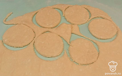 Для этого печенья нужно 3 формы с разным диаметром.