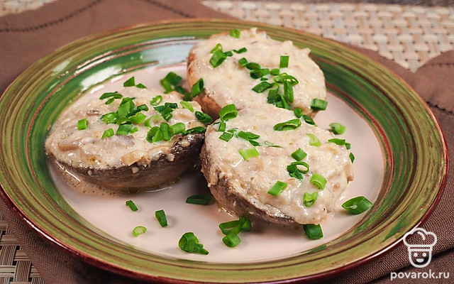 Фаршированные шампиньоны в микроволновке — Рецепт с фото