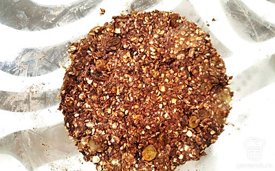 В миске все ингредиенты перемешать до однородной массы.