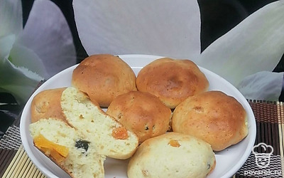 Печенье получается мягким и нежным. Подавайте его к чаю или кофе в качестве угощения. Приятного аппетита! 