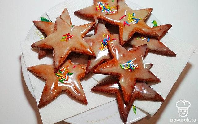 Домашнее рождественское имбирное печенье с медом — Рецепт с фото