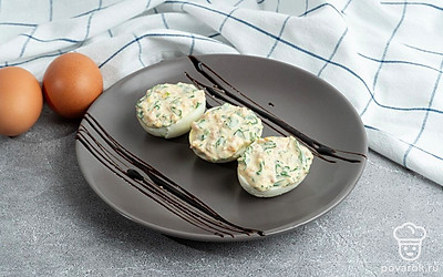 Закуска готова, можно подавать ее на стол!