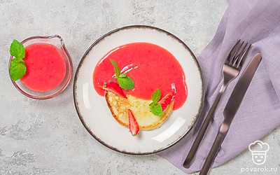 Подавайте варенье с порцией оладий или блинчиков.