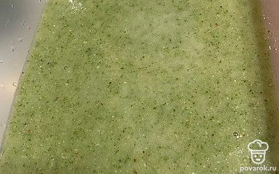 Перекладываем в чашу и хорошо перемешиваем.