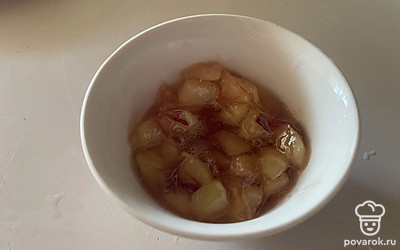 Подавайте к столу с горячим чаем. 