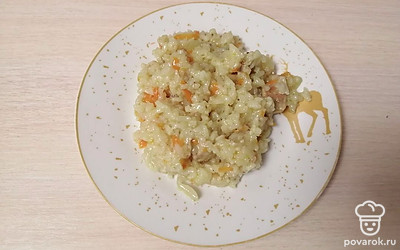 Рисовая каша со свининой готова. 