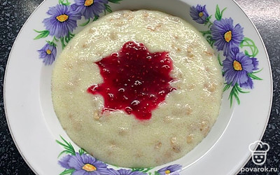 Подать с вареньем.