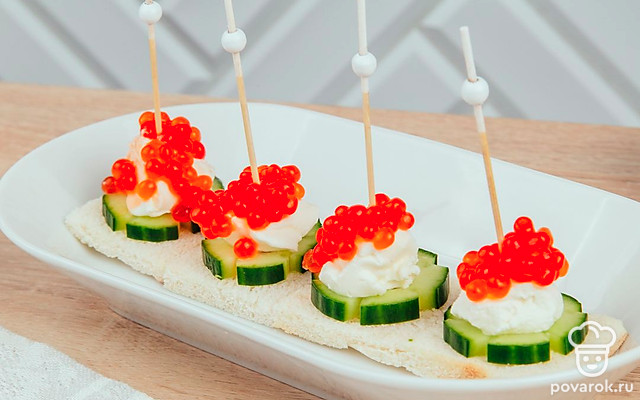 Канапе с икрой — Рецепт с фото