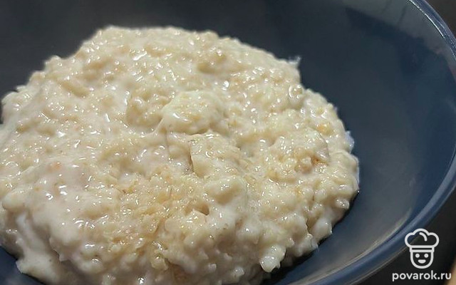 Овсяная каша на молоке — Рецепт с фото