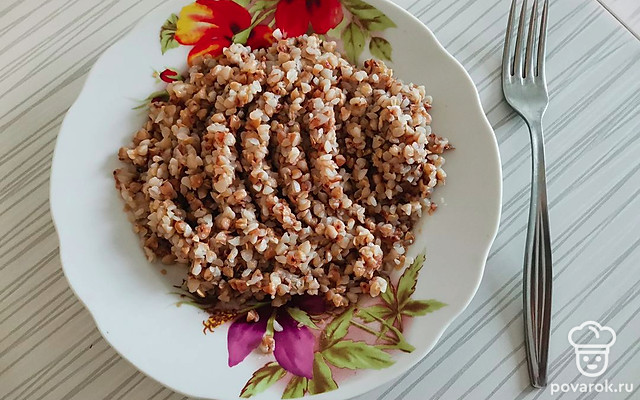 Рассыпчатая гречневая каша с тимьяном — Рецепт с фото