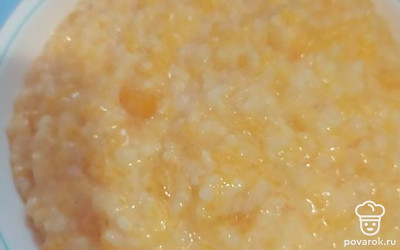 Каша готова, остается добавить сахар.