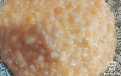 Я украшаю маленьким кусочком масла.