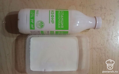 Залить кефиром и оставить на ночь. 