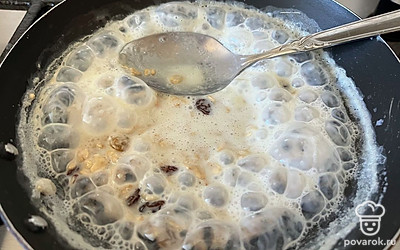 Варите кашу до полной готовности постоянно помешивая.