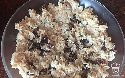 Выкладываем готовую кашу и даём остыть 10 минут.