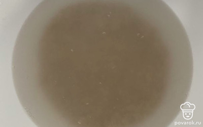 1 стакан перловки промыть в холодной воде.