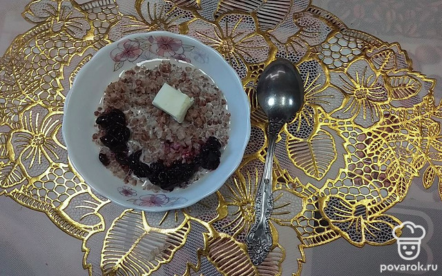 Гречневая каша с молоком — Рецепт с фото