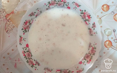 Снимите с огня, накройте крышкой и дайте настояться 3 минуты.