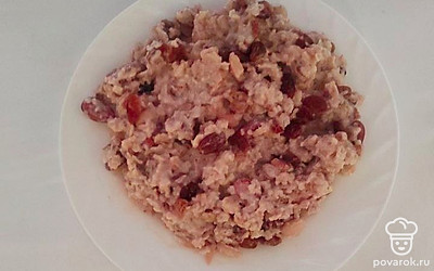 Сытная геркулесовая каша с медом и разными орехами — Рецепт с фото