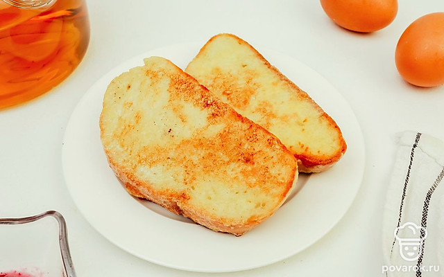 Гренки из хлеба с яйцом — Рецепт с фото