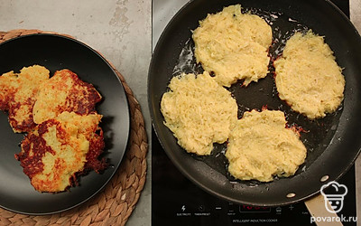 На сковороду с хорошо разогретым растительным маслом столовой ложкой выкладывайте картофельную массу в виде оладушек. Обжаривайте драники на среднем огне с двух сторон до золотистой корочки.