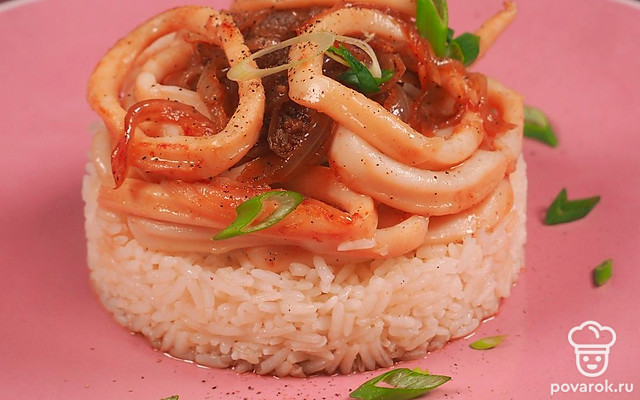 Жареные кальмары в соевом соусе — Рецепт с фото