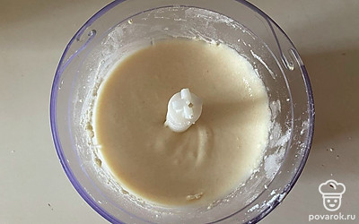 Перемешайте все ингредиенты до однородного состояния. 