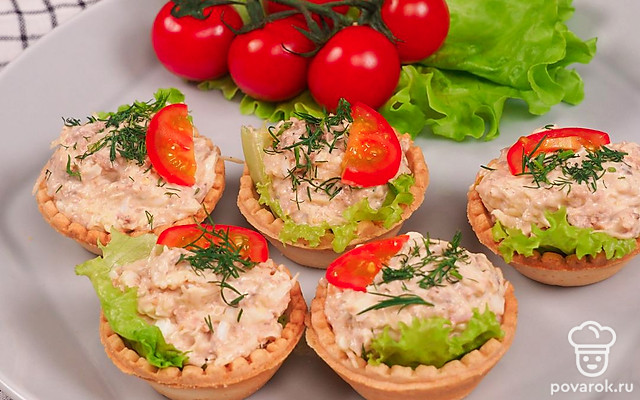 Тарталетки с консервированным тунцом — Рецепт с фото
