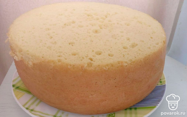 Пышный бисквит в мультиварке — Рецепт с фото