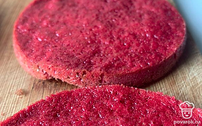 Идеально сочетаются к кремом чиз и ягодными конфитюрами. 