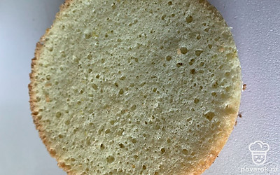 Достаём из духовки и даём отдохнуть минут 5, затем вынимаем из формы. 