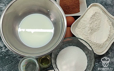 Подготовьте продукты комнатной температуры. Рассчитайте необходимое количество всех ингредиентов.