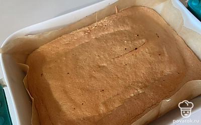 Используйте корж для приготовления рулетов с Вашим любимым кремом!