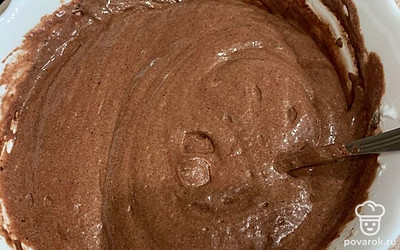 Аккуратно перемешать ложкой.